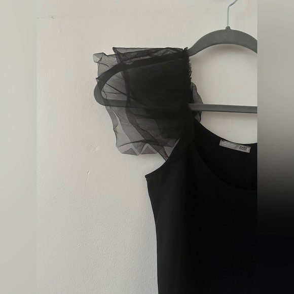 Zara Black Tank Top Mesh sleeve details - Picture 5 of 7